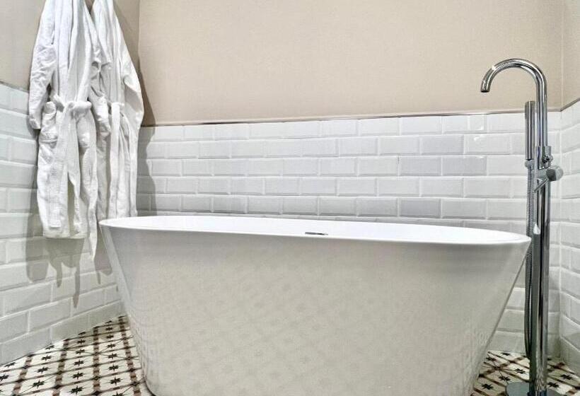 デラックスルーム, Hostal La Canonja