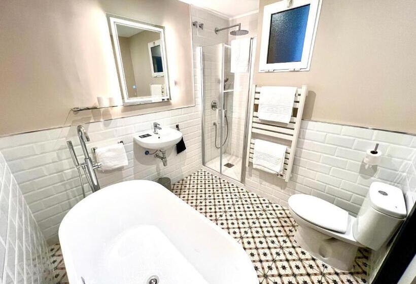 デラックスルーム, Hostal La Canonja