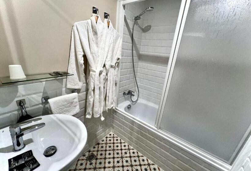 バルコニー付きジュニアスイート, Hostal La Canonja