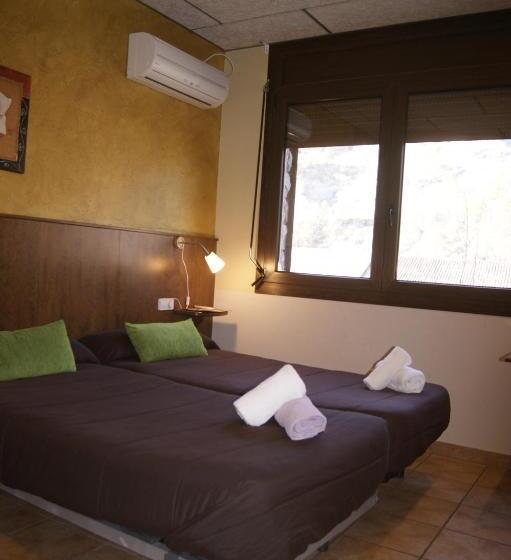 غرفة قياسية, Familiar Baga