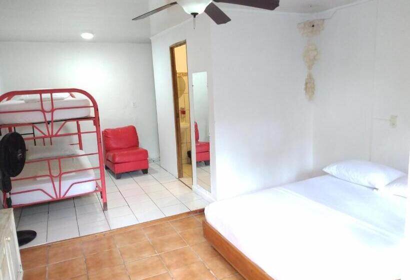 4인용 스탠다드 룸, Buena Nota Hostel