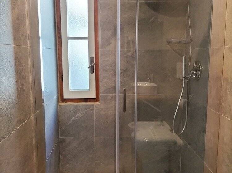 اتاق استاندارد, Camilla Firenze