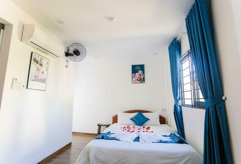 اتاق لوکس, New World