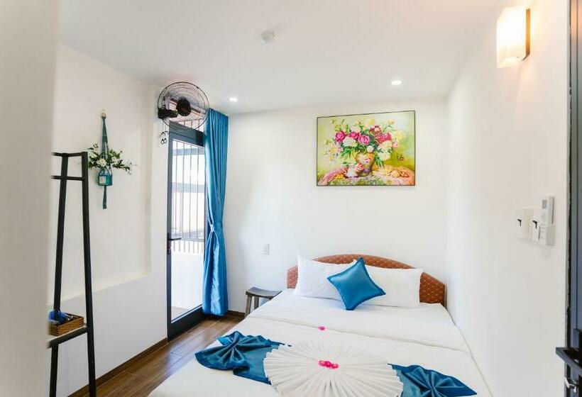 اتاق لوکس, New World