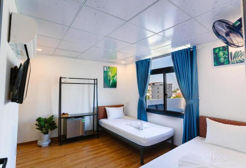 اتاق لوکس, New World