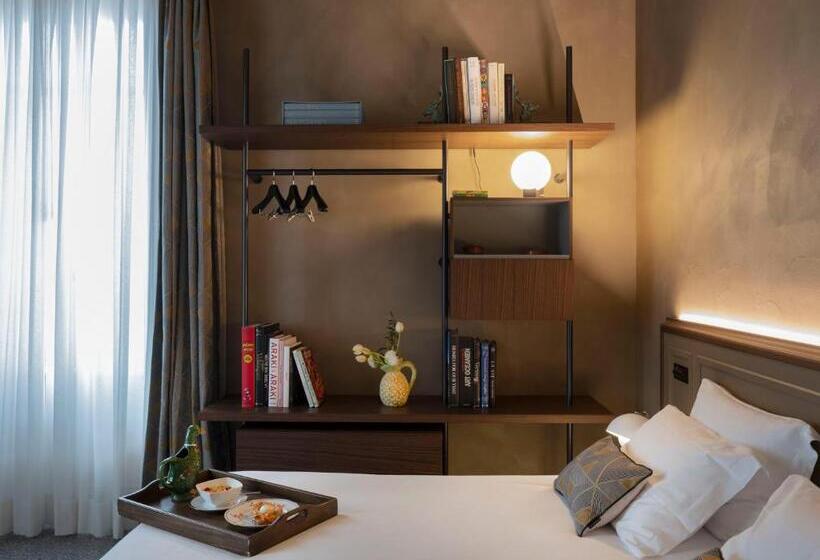 غرفة سوبيريور, Paradis Pietrasanta