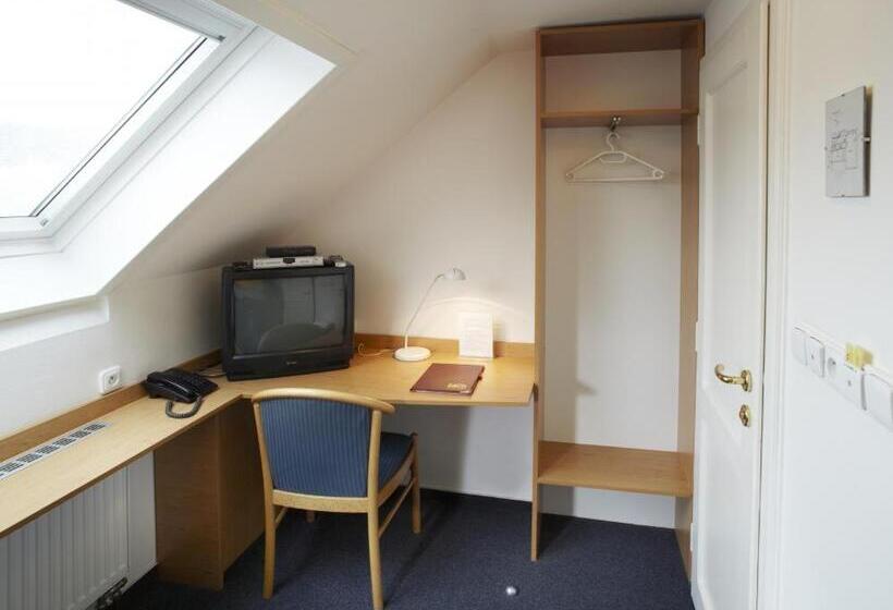 Camera Economy Singola, Pension Kern