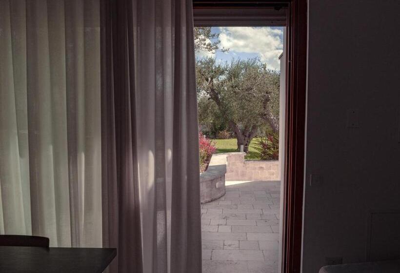 اتاق استاندارد سه تخته با چشمانداز باغ, Rifugio Di Puglia   Trulli & Dimore