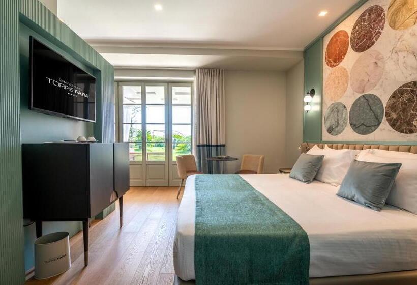 디럭스 룸 측면 바다 전망, Grand Hotel Torre Fara