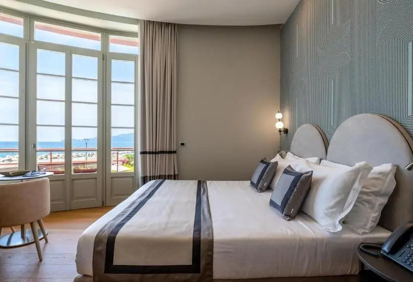 キングサイズベッドのスタンダードルーム, Grand Hotel Torre Fara