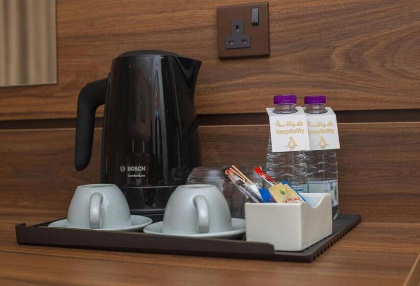 סוויטה אקזקיוטיב, Azard