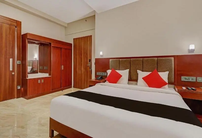 デラックストリプルルーム, Super Townhouse Kizhakkambalam Tourist Home