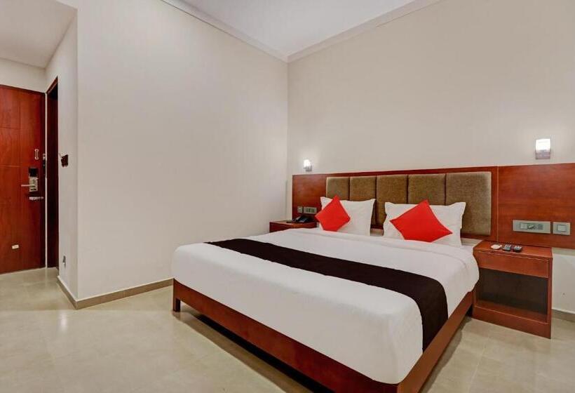 디럭스 트리플 룸, Super Hotel O Kizhakkambalam Tourist Home