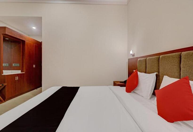 디럭스 트리플 룸, Super Hotel O Kizhakkambalam Tourist Home