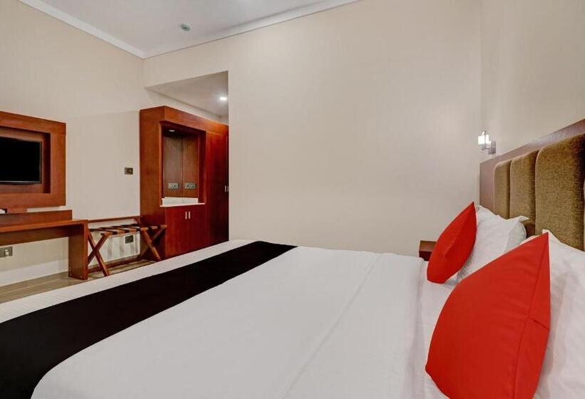 디럭스 트리플 룸, Super Hotel O Kizhakkambalam Tourist Home