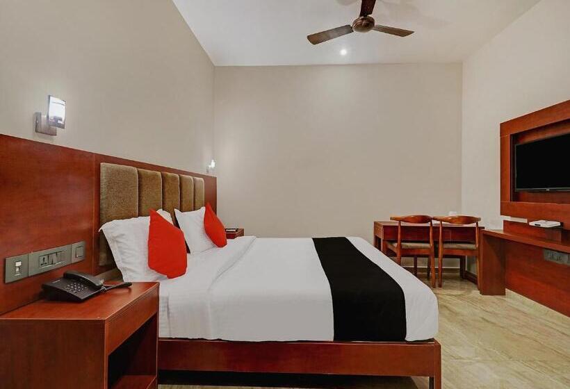 컴포트 트리플 룸, Super Hotel O Kizhakkambalam Tourist Home