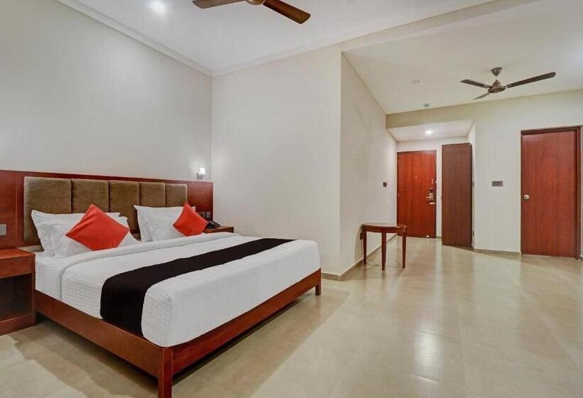 舒适三人间, Super Hotel O Kizhakkambalam Tourist Home