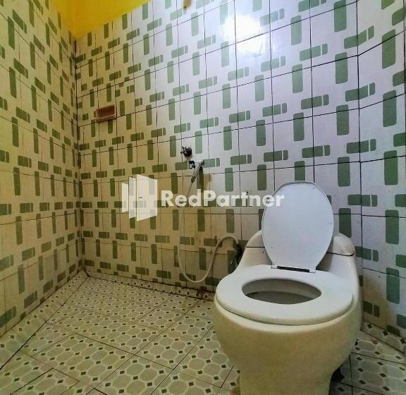 חדר דלוקס, Hing Amimah Mitra Reddoorz