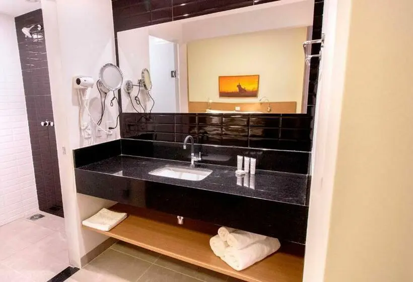 デラックススイート, Ibis Styles Bonito