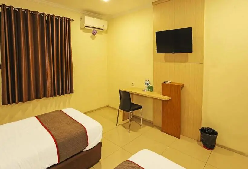 اتاق لوکس, Townhouse Oak  Fiducia Serpong