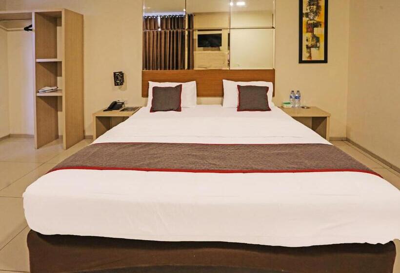 Номер Deluxe, Townhouse Oak Fiducia Serpong
