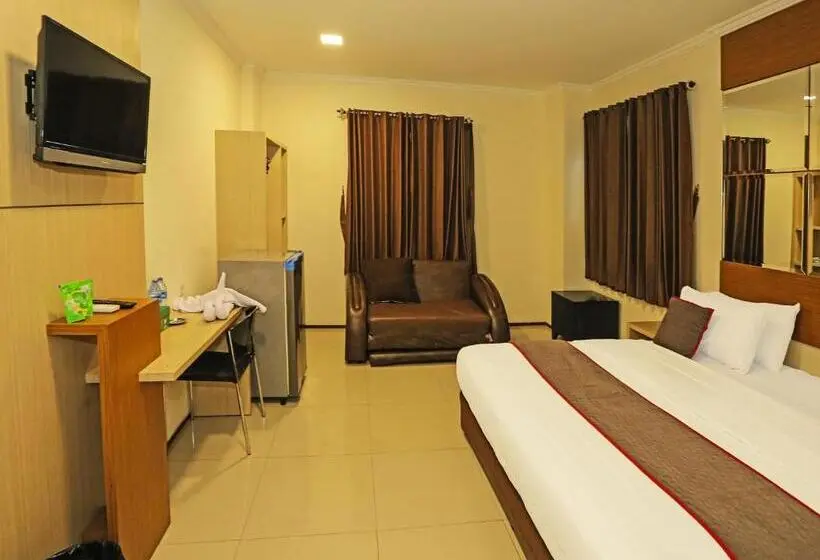 سوییت لوکس, Townhouse Oak  Fiducia Serpong