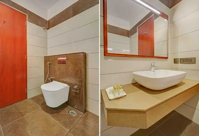 コンフォートトリプルルーム, Super Townhouse Kizhakkambalam Tourist Home