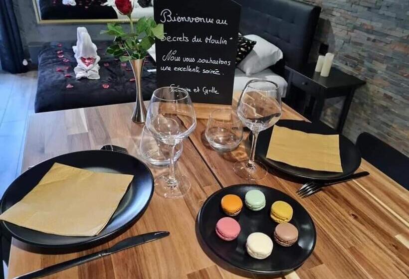 标准间带漩涡浴缸, Le Grand Moulin Des Tanneurs B&b Et Love Room