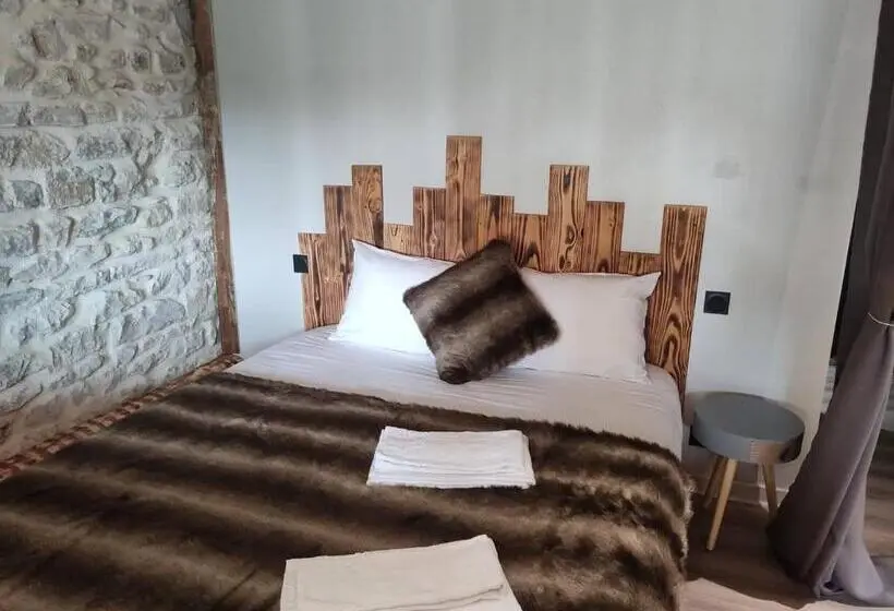 ファミリーステューディオ, Le Grand Moulin Des Tanneurs B&b Et Love Room