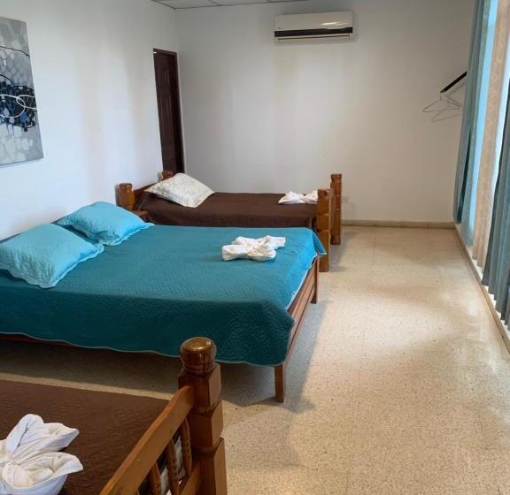 Quarto Quádruplo Estandar, Julianna Country House