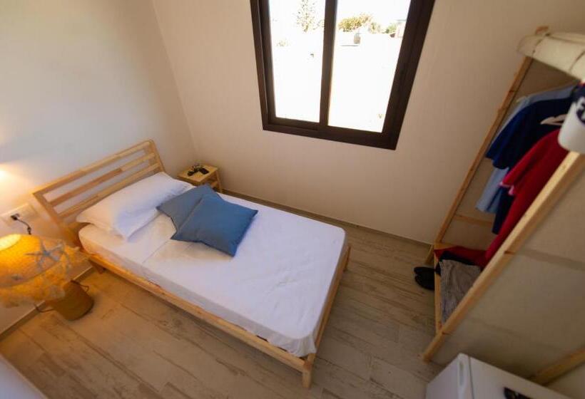 חדר סטנדרט יחיד, Tipino