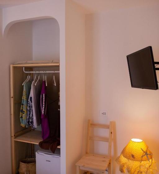 חדר סטנדרט נוף לבריכה, Tipino