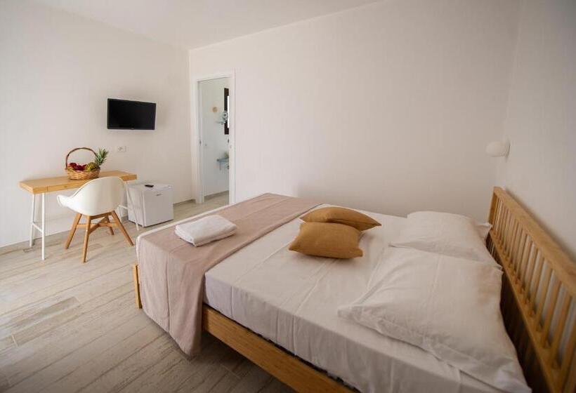 חדר סטנדרט עם מיטת קינג, Tipino