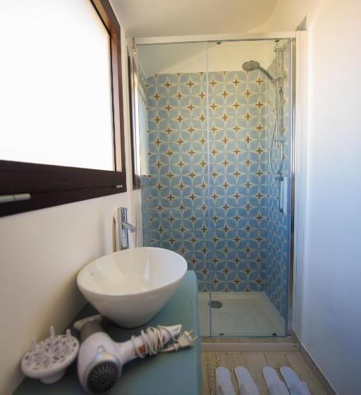 חדר סטנדרט נוף לים, Tipino