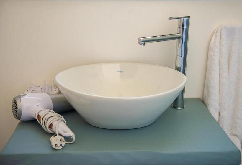 חדר סטנדרט נוף לים, Tipino