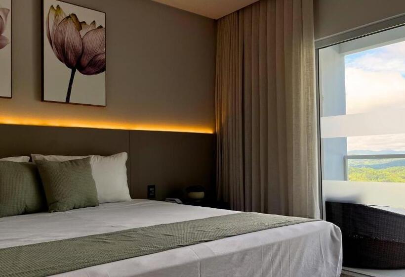 جناح مزود بجاكوزى, Resort Ecoar