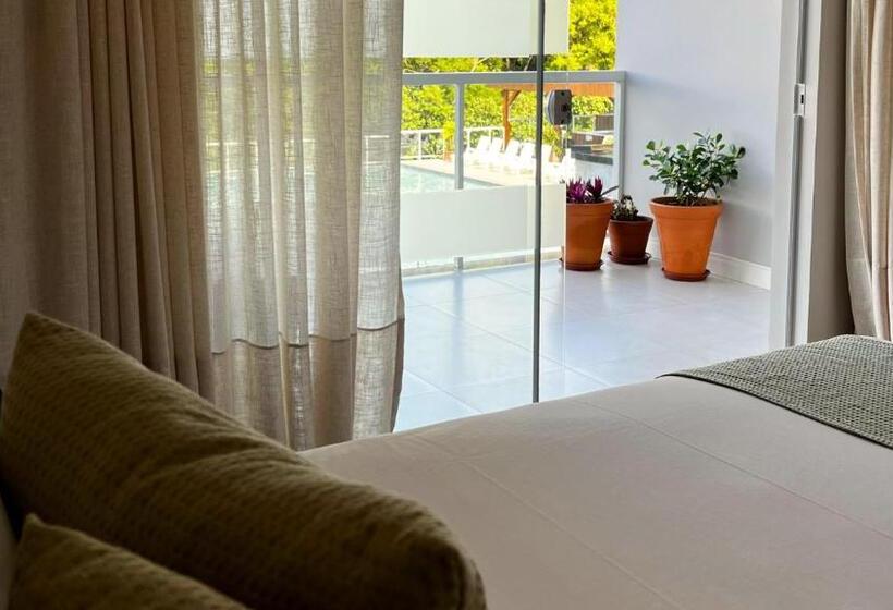 جناح مزود بجاكوزى, Resort Ecoar