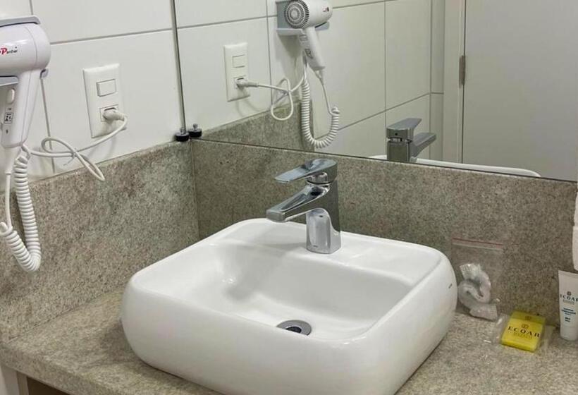 جناح سوبيريور, Resort Ecoar