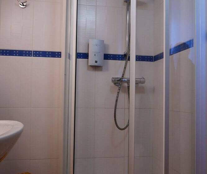 シングルデラックスルーム, Citotel Du Port Rhu