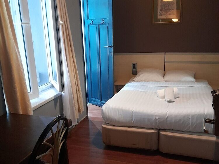 StandaardKamer, Albergo