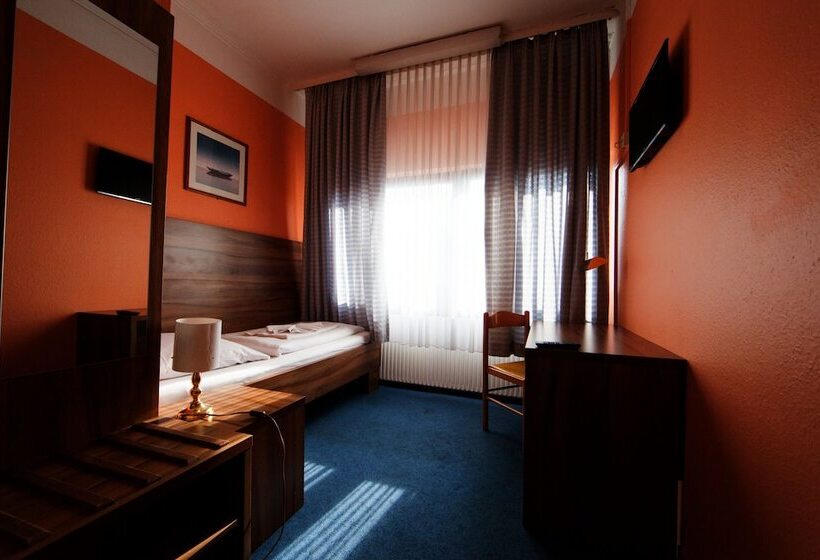 اتاق استاندارد یک نفره, Alper Hotel Am Potsdamer Platz