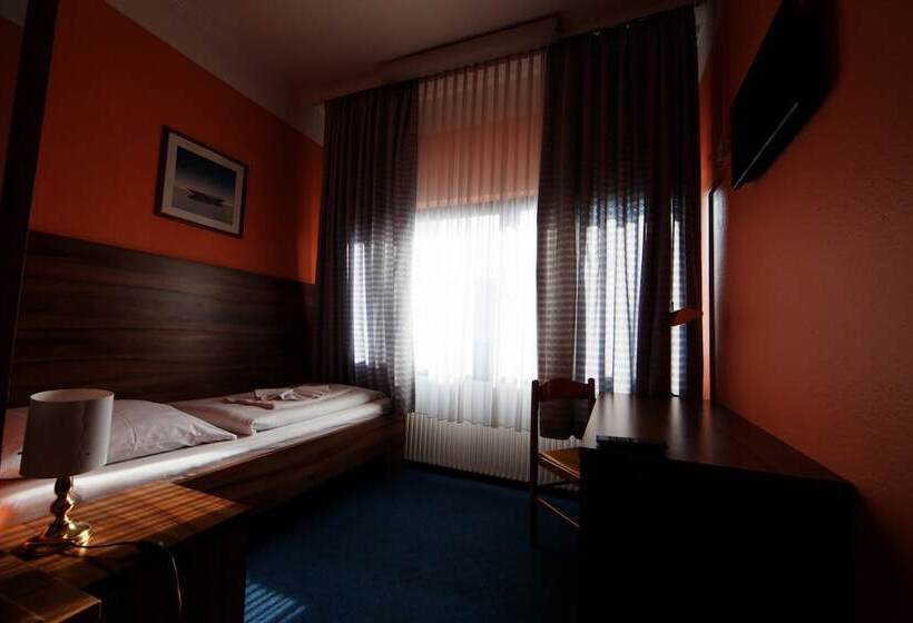 اتاق استاندارد یک نفره, Alper Hotel Am Potsdamer Platz