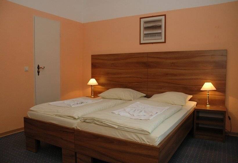 اتاق استاندارد سه نفره, Alper Hotel Am Potsdamer Platz