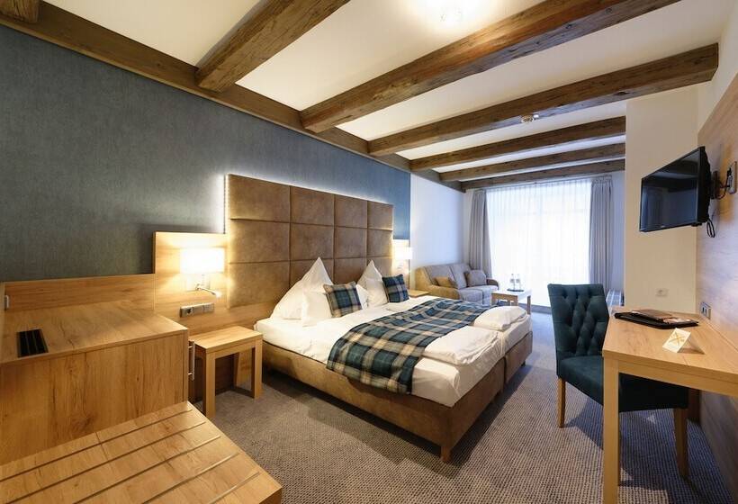 スーペリアールーム, Alte Post