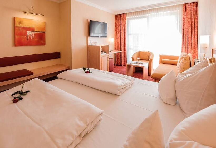 컴포트 트리플 룸, An Der Linah Garni