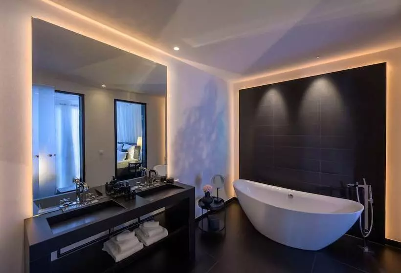 Deluxe Suite, A Rosa Collection Hotel Ceres Am Meer