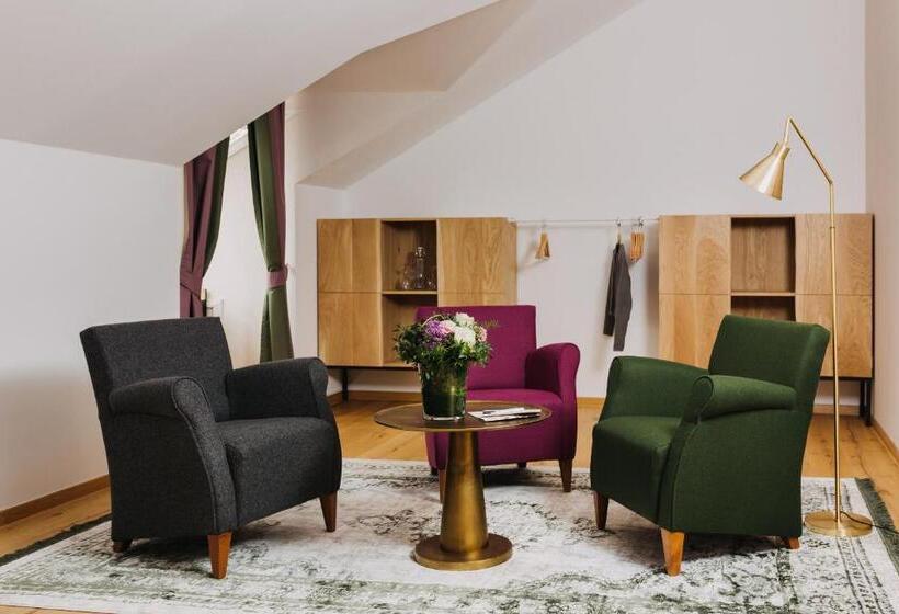 סוויטה, Gutshof Sagmühle