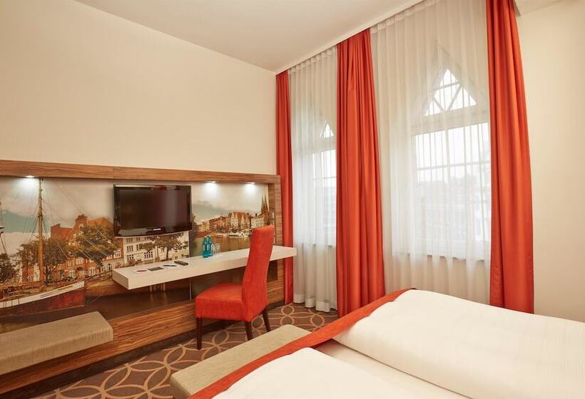 Номер Superior, H+ Hotel Lübeck