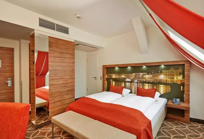 اتاق لوکس, H+ Hotel Lübeck