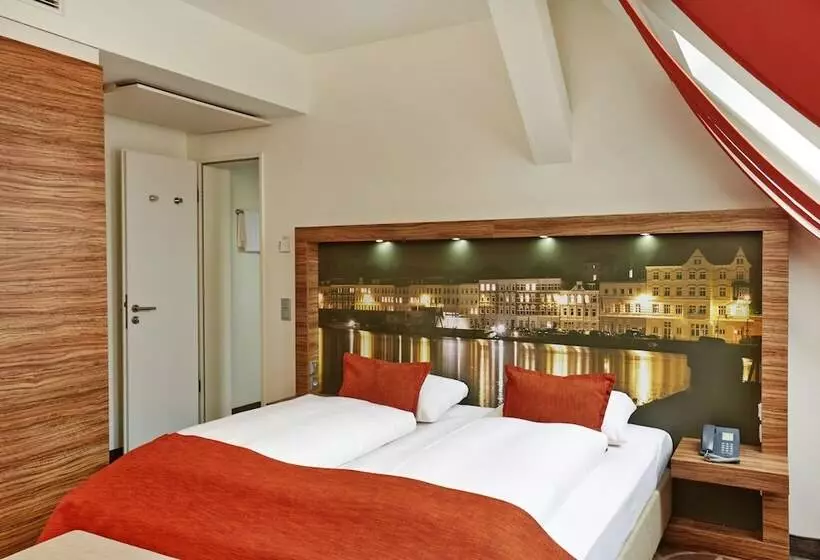اتاق لوکس, H+ Hotel Lübeck